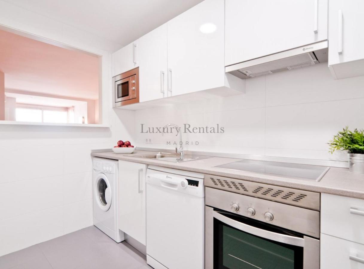 Spacious Temporary Apartment In Madrid Argueelles Close To Moncloa, Chamberi & Gran Via, Princesa V Buitenkant foto